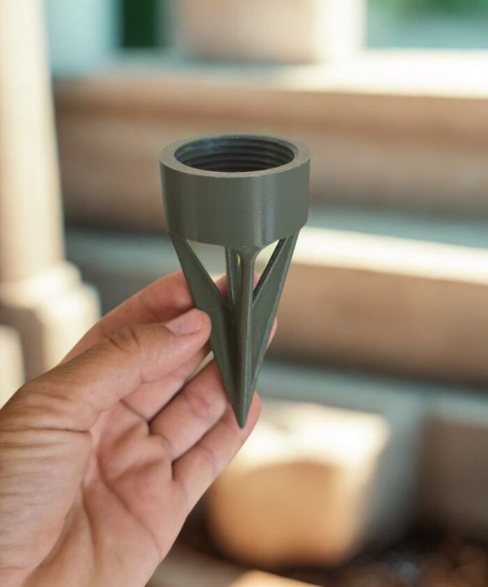 Base en pico para tutor de plantas medianas