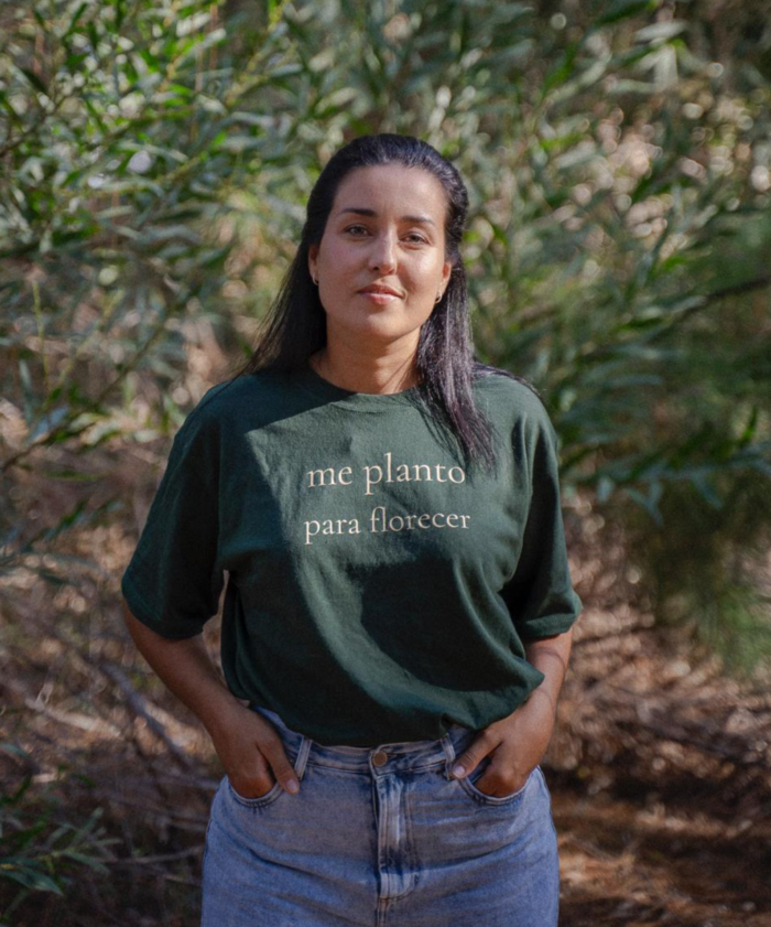 Remera Me Planto para Florecer